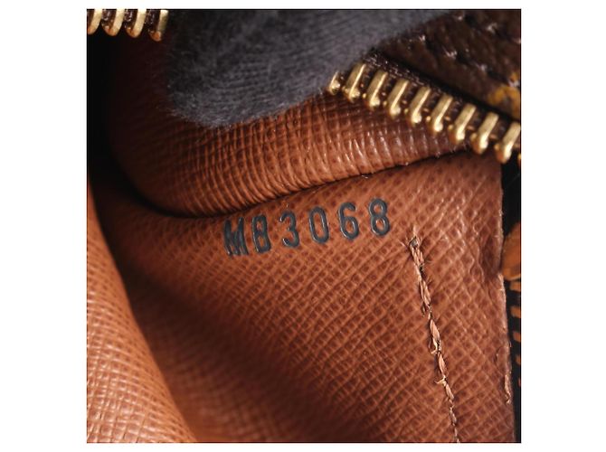 Bolso Louis Vuitton Papillon 30 Monogram Castaño - vista 5
