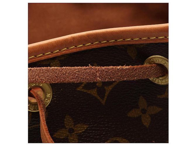 Zaino/Borsa Louis Vuitton Montsouris MM Monogram Marrone - vista 8