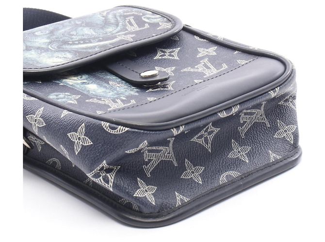 Borsa a tracolla Louis Vuitton Messenger BB Blu navy - vista 8