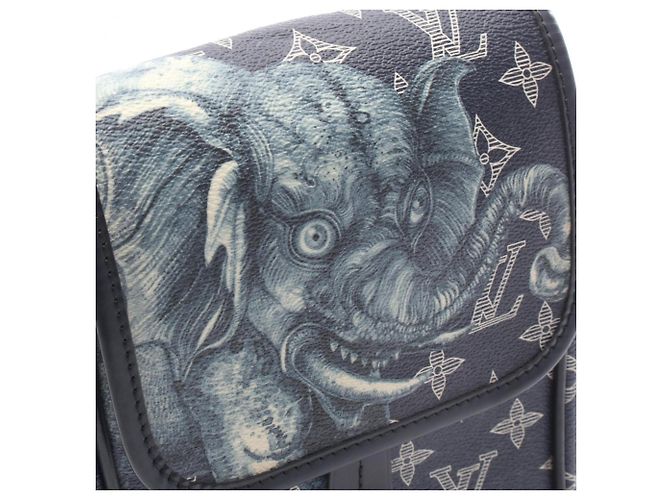 Borsa a tracolla Louis Vuitton Messenger BB Blu navy - vista 9