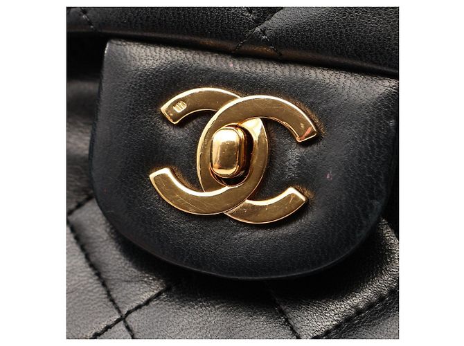 Borsa a tracolla Chanel Matelassé Double Flap Nero - vista 13