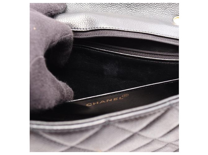 Borsa a tracolla Chanel Matelassé Diana Flap Nero - vista 6