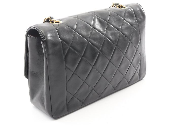 Borsa a tracolla Chanel Matelassé Diana Flap Nero - vista 2