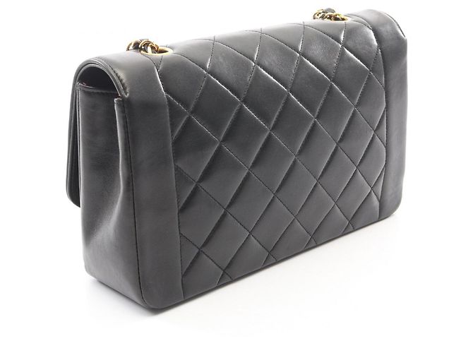 Borsa a tracolla Chanel Matelassé Diana Flap Nero - vista 2