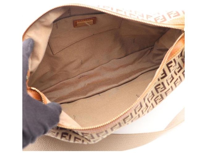 Bolso de hombro Fendi Zucchino Castaño Beige - vista 3
