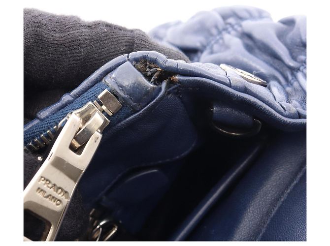 Borsa a mano 2-Way Prada Nappa Gaufre Blu navy - vista 10
