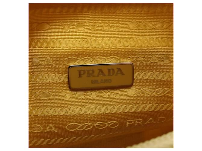Borsa Prada Re-Edition 2000 Mini Bag Giallo - vista 4