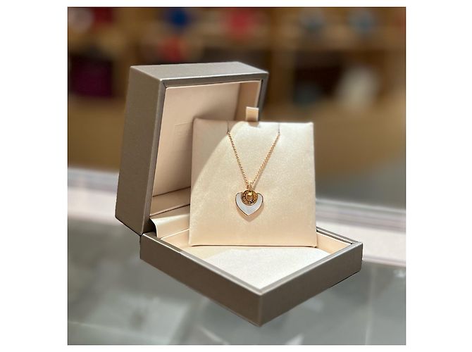 Bulgari Collana con pendente Bvlgari B.zero1 Heart Bianco D'oro - vista 2