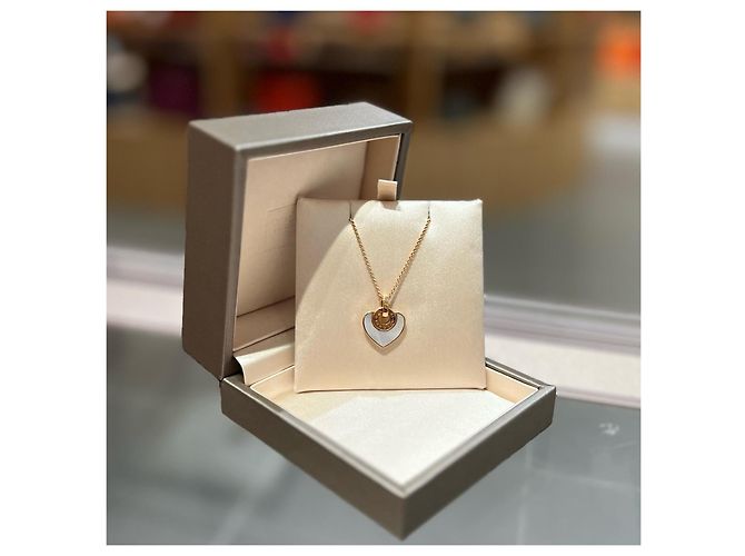 Bulgari Collana con pendente Bvlgari B.zero1 Heart Bianco D'oro - vista 3
