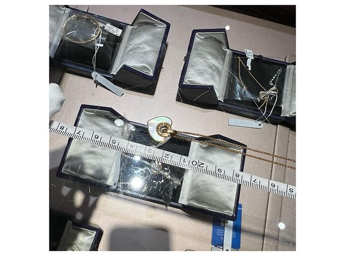 Bulgari Collana con pendente Bvlgari B.zero1 Heart Bianco D'oro - vista 6