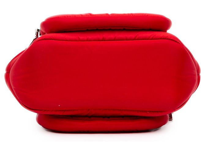 Prada Tote Cargo Small in Tessuto Rosso con Tasche - vista 3