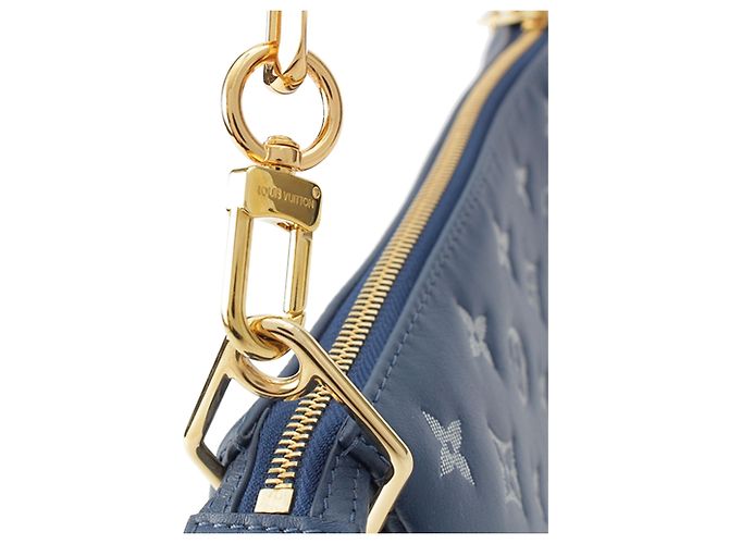 Louis Vuitton Blue Monogram Embossed Denim Lambskin Coussin PM - vista 12