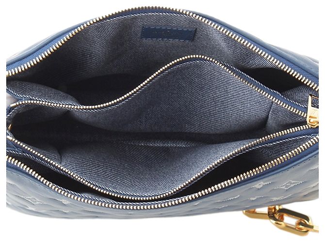 Louis Vuitton Blue Monogram Embossed Denim Lambskin Coussin PM - vista 7
