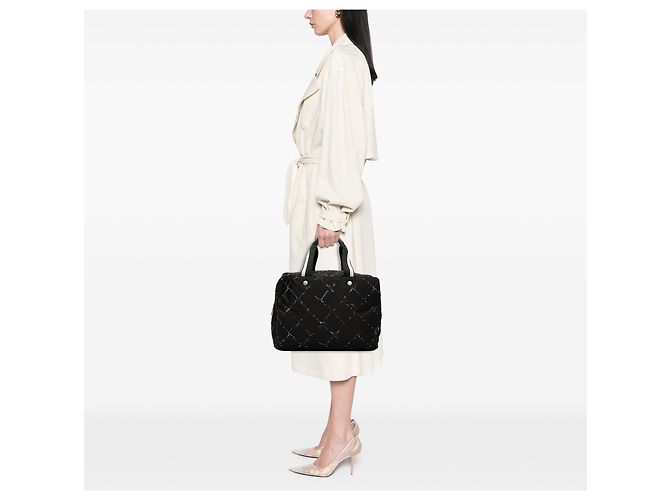 Borsa a mano Chanel Black Old Travel Line Nylon Nero - vista 6