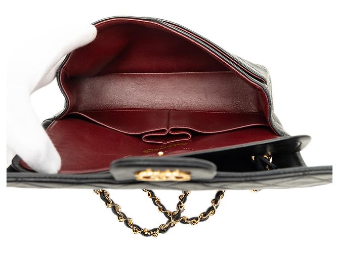 Chanel Black Small Classic Lambskin Double Flap Nero - vista 4