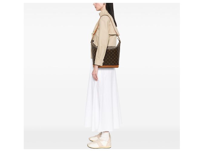 Louis Vuitton Brown Monogram Amfar Three Marrone - vista 8