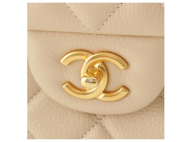 Chanel Beige XXL Quilted Lambskin Single Flap - vista 9