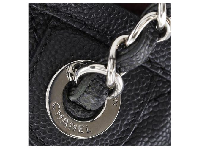 Borsa Shopping Daily Chanel Medium Quilted Caviar Nera Nero - vista 13