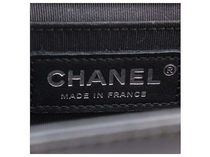 Chanel Black Old Medium Chevron Calfskin Boy Flap Nero - vista 6