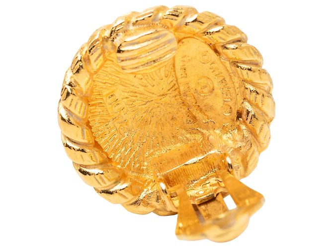 Orecchini a clip rotondi Chanel Gold CC placcati oro D'oro - vista 3
