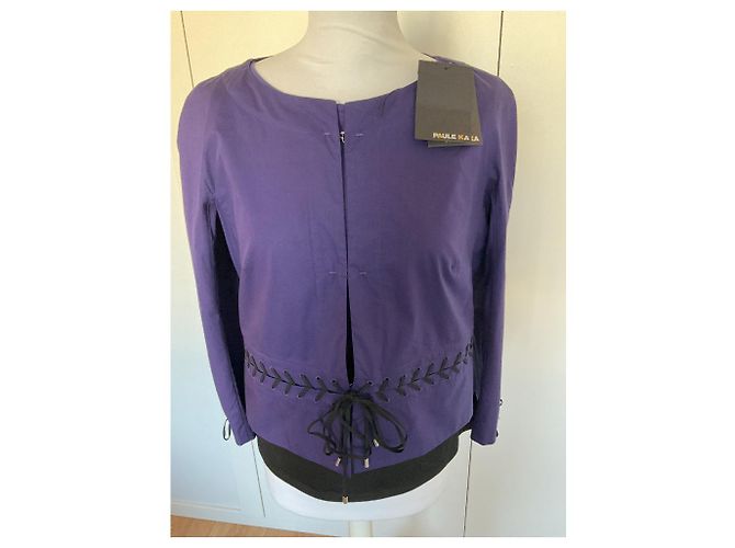 Paule Ka Kurze Jacke in Dunkellila oder Marineblau mit schwarzen Schnüren - Ansicht 8