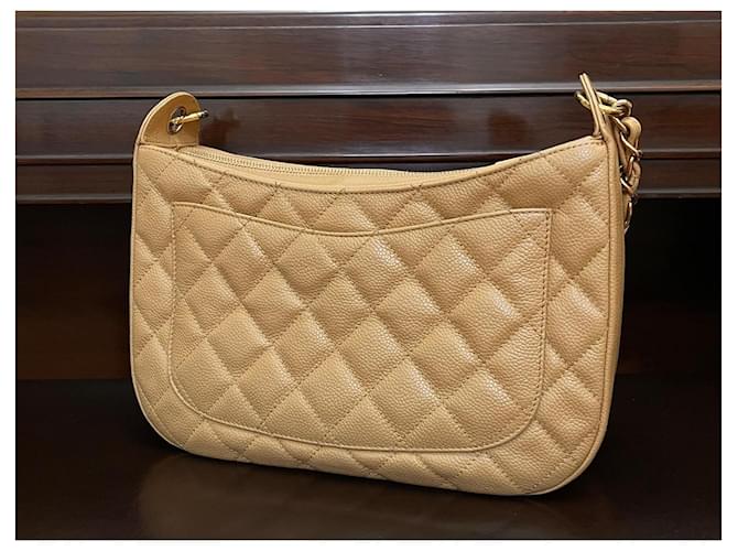 Borsa Chanel 19 Small Beige Caviar Leather - vista 2