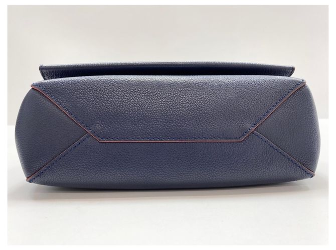 Borsa a tracolla Louis Vuitton Lockme II Blu navy - vista 7