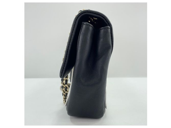 Borsa a tracolla Chanel Matelassé Black Nero - vista 5