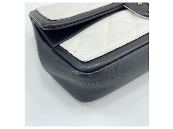 Borsa a tracolla Chanel Matelassé Black Nero - vista 8