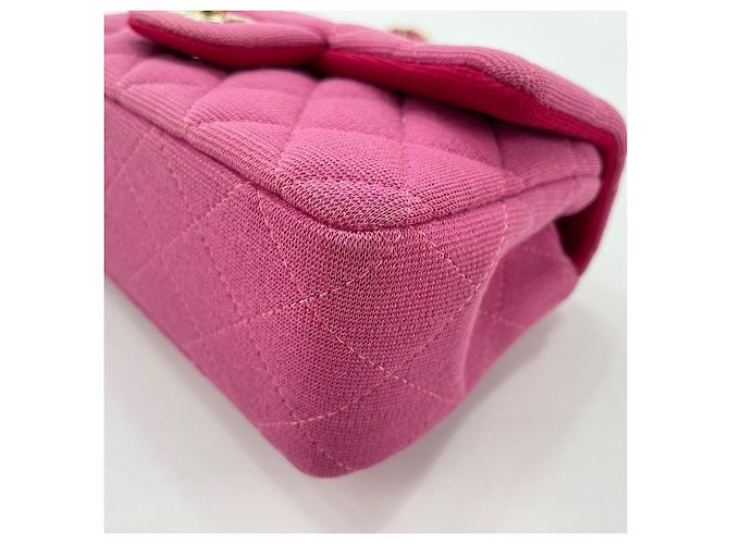 Borsa a tracolla Chanel Mini Matelassé in Rosa - vista 9