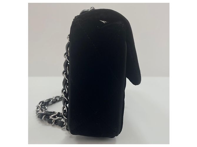 Borsa a tracolla Chanel Matelassé Black Nero - vista 4