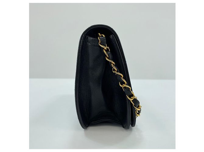 Borsa a tracolla Chanel Matelassé 23 Nero - vista 6