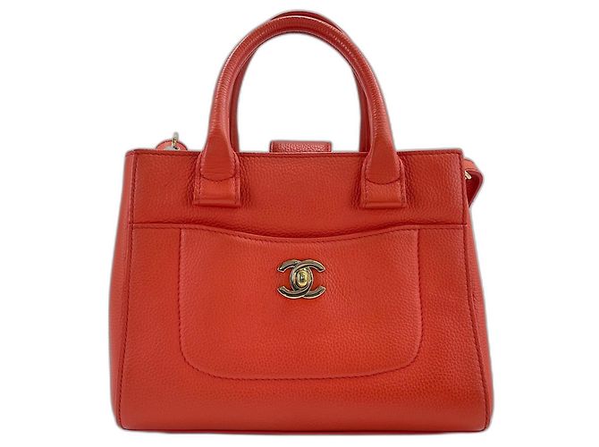 Borsa a mano Chanel Executive in rosso - vista 2