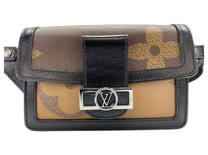 Bumbag Louis Vuitton Dauphine Marrom - vista 2