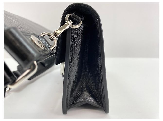 Bumbag Louis Vuitton Dauphine Marrom - vista 5