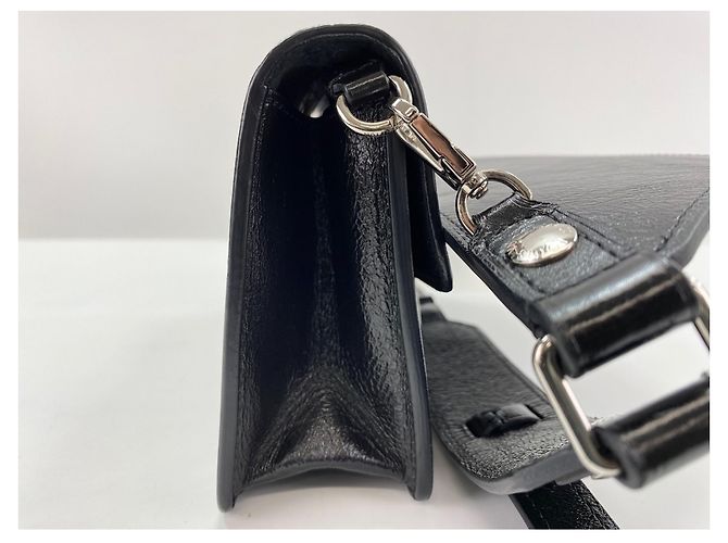 Bumbag Louis Vuitton Dauphine Marrom - vista 6