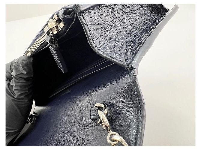 Borsa a tracolla Yves Saint Laurent Kate Blu navy - vista 13
