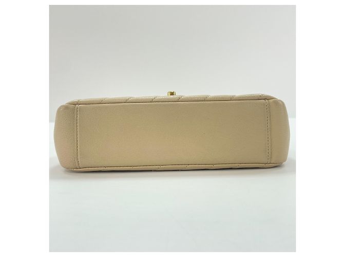 Chanel Schultertasche mit diagonalem Steppmuster Beige - Ansicht 7