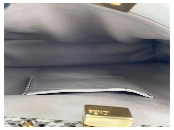 Borsa a mano Fendi Peekaboo Mini in White Bianco - vista 11