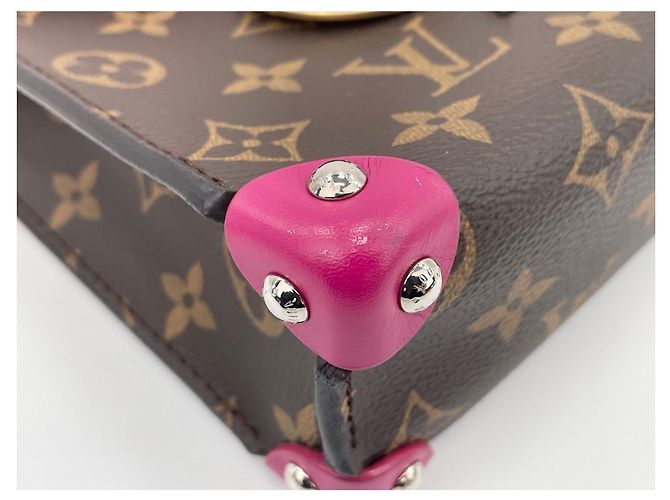 Louis Vuitton Pochette Mask PM Shoulder Bag Multicolore - vista 9