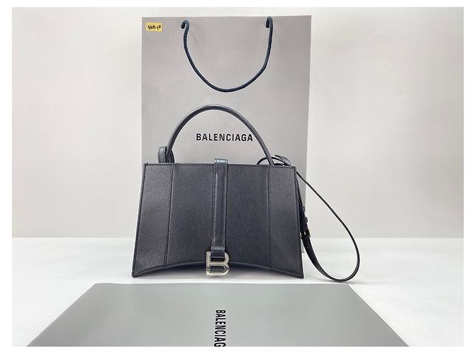 Borsa a tracolla Balenciaga Hourglass in nero - vista 11