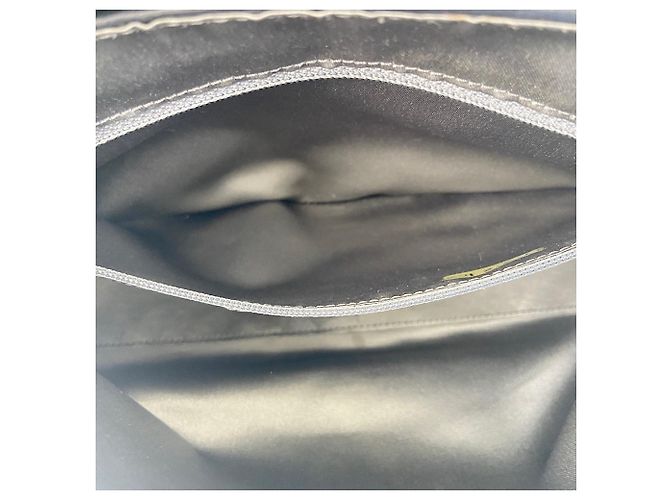 Borsa a tracolla Chanel in nero - vista 15