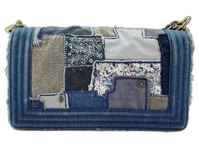 Borsa a tracolla Chanel Boy Medium in blu - vista 3