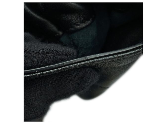 Borsa a tracolla Loewe Squeeze Medium Melona Palam Nero - vista 15