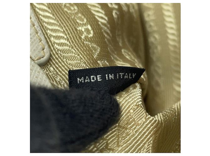 Borsa a tracolla Prada in pelle Saffiano Bianco - vista 17
