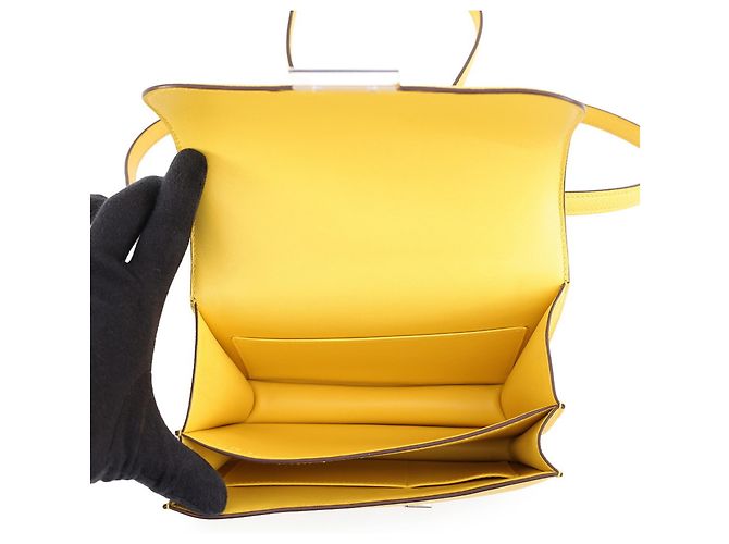 Hermès Bolsa de Ombro Hermes Mini Constance Amarelo - vista 7