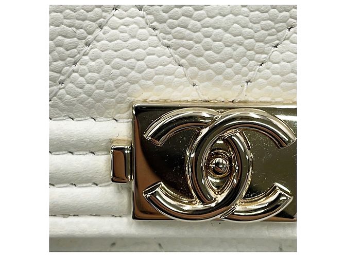 Portafoglio con catena Chanel Matelassé White Bianco - vista 10