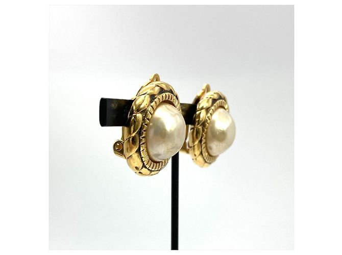 Orecchini a clip cerchio vintage Chanel Bianco D'oro - vista 2