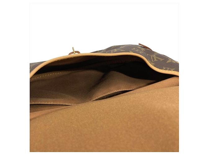 Borsa a tracolla Louis Vuitton Saumur 30 Marrone - vista 12