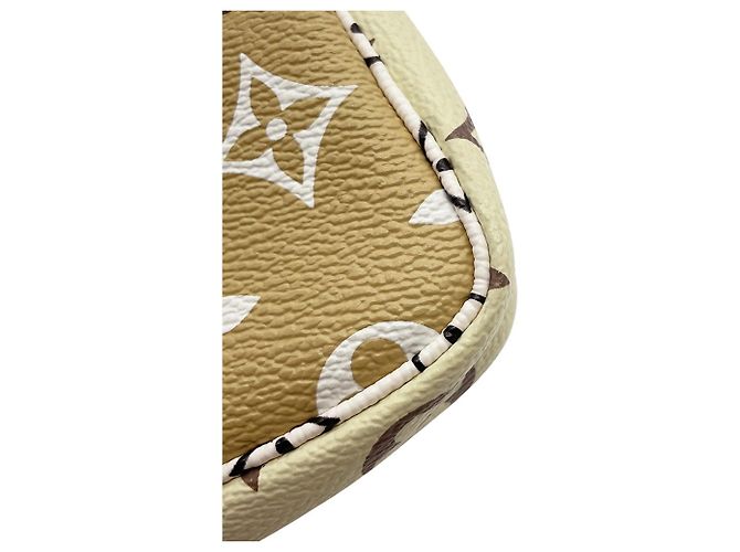 Louis Vuitton Monogram Giant Mini Pochette Accessoires Beige Khaki - Ansicht 5